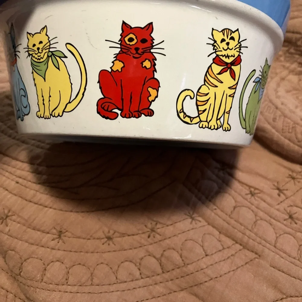Signature Housewares MY FRIENDS Ceramic Pet Bowl
